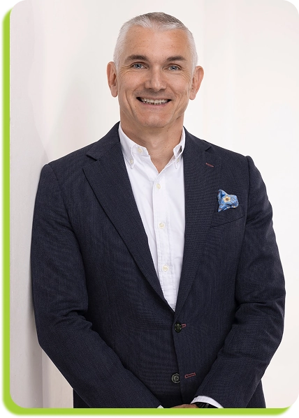 MUDr. Martin Igaz, Porträtaufnahme in der Ordination